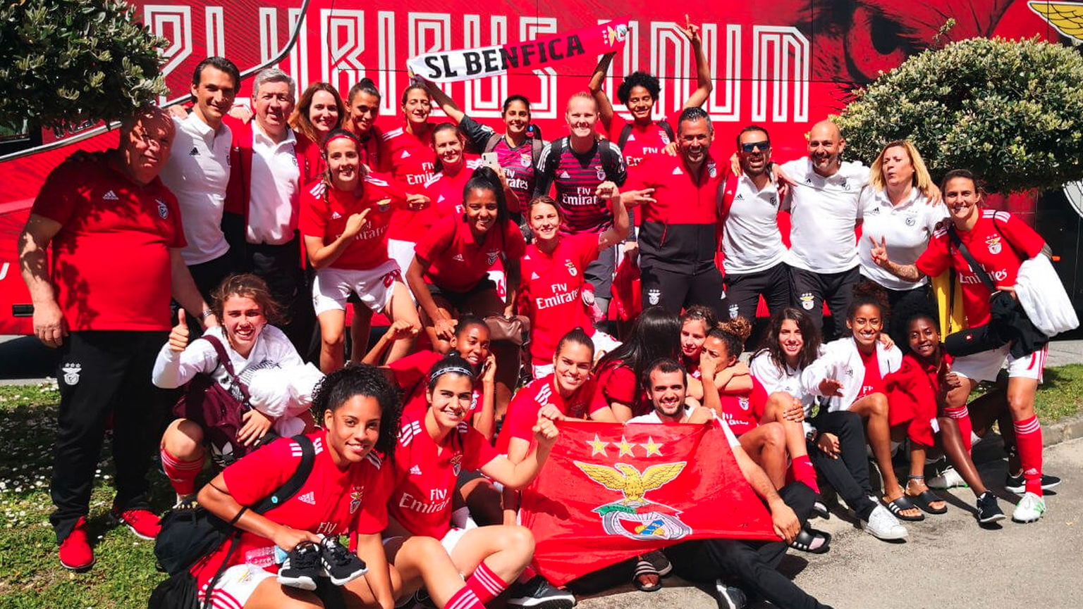 Die Frauen von Benfica Lissabon feiern den Einzug in den Cupfinal.