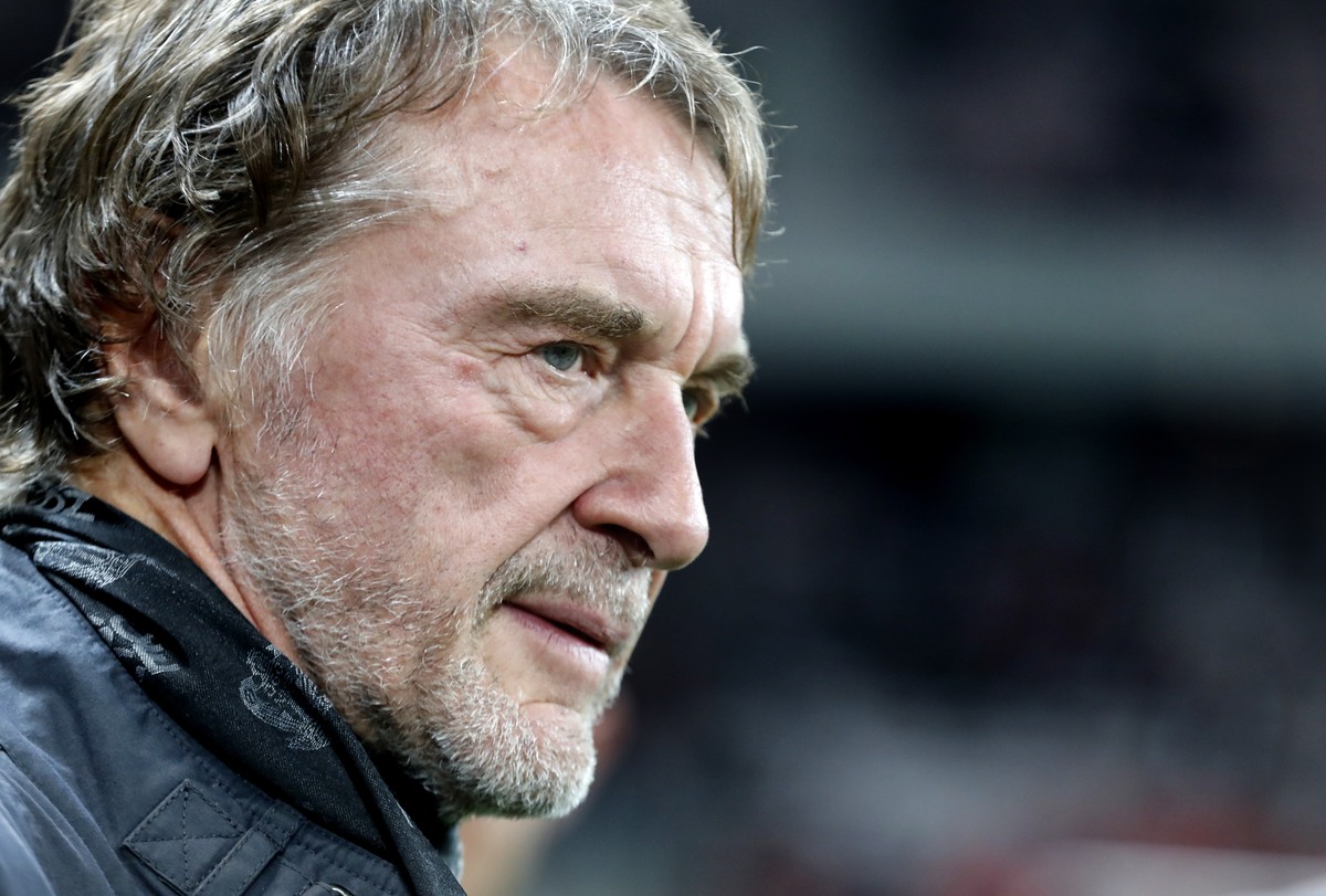 epa07931373 Ineos chairman and OGC Nice owner Jim Ratcliffe attends the French Ligue 1 soccer match, OGC Nice vs Paris Saint Germain, at the Allianz Riviera stadium, in Nice, France, 18 October 2019.  ...