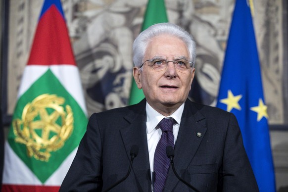 epa06717266 Italian President Sergio Mattarella adresses the media at the end of his meeting with the Italian parties at the Quirinal Palace during the third round of formal political consultations fo ...