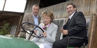 Gleiche Regeln für Cannabis und Schnaps: So will ein BDP-Bauer das Kiffen legalisieren