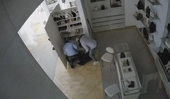 Italien Diebesbande Dior 23.11.2015 (cpf)