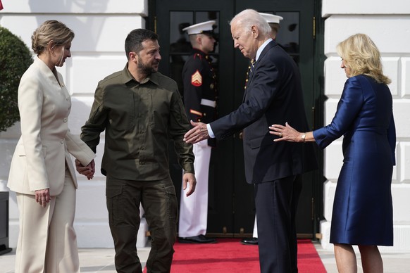 President Joe Biden and first lady Jill Biden welcome Ukrainian President Volodymyr Zelenskyy and his wife Olena Zelenska on the South Lawn of the White House in Washington, Thursday, Sept. 21, 2023.  ...