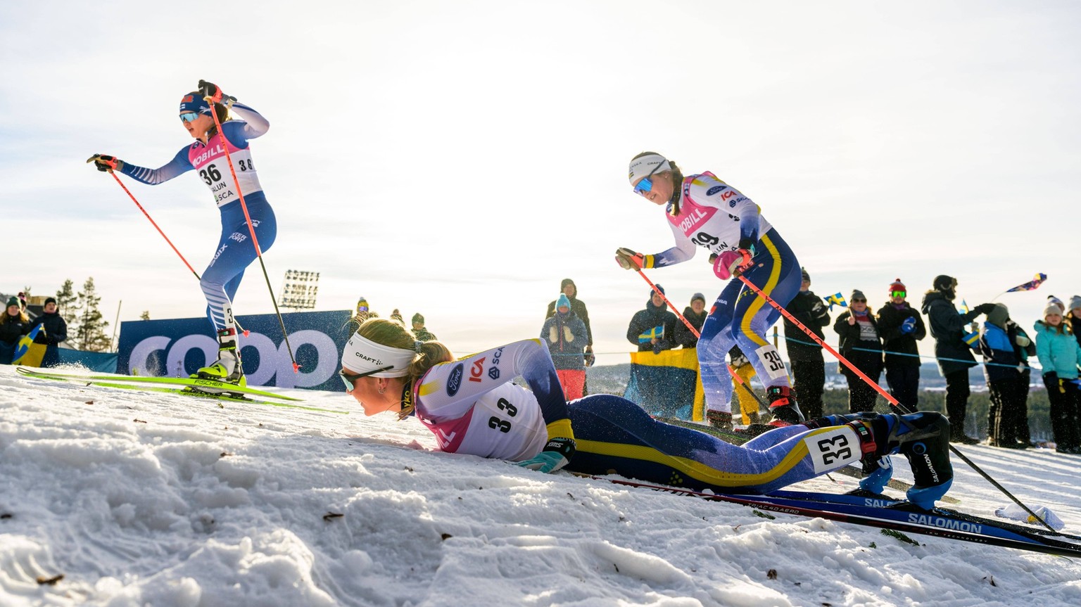 Bilder des Jahres 2025, Sport 02 Februar Sport Themen der Woche KW07 Sport Bilder des Tages 250216 Vilma Nissinen of Finland, Evelina Crusell of Sweden and Lisa Ingesson of Sweden competes in the wome ...