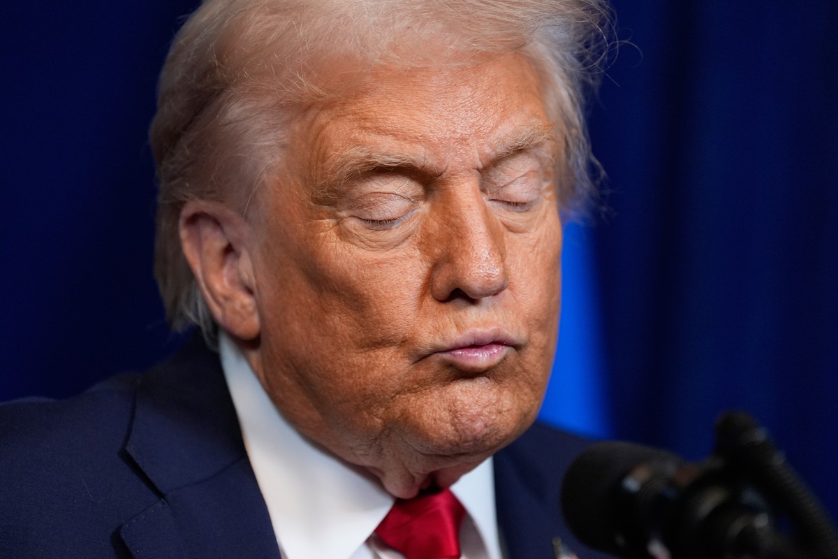 President Donald Trump speaks during a news conference with Israel's Prime Minister Benjamin Netanyahu at Mar-a-Lago, Monday, Dec. 29, 2025, in Palm Beach, Fla. (AP Photo/Alex Brandon)
Trump Neta ...