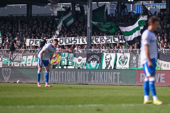 08.03.2026, Fussball, 2. Bundesliga, 25. Spieltag Saison 2025/2026, Preu�en M�nster - Hertha BSC, Fans Preu�en M�nster Dem VAR den Stecker ziehen, xRHR-FOTO/TKx *** 08 03 2026, Football, 2 Bundesliga, ...