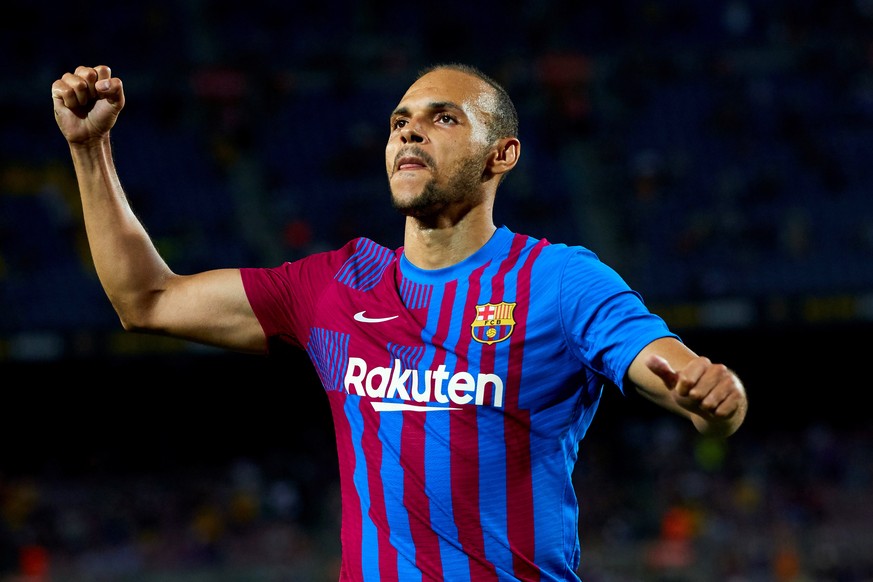 epa09415774 FC Barcelona&#039;s Martin Braithwaite celebrates after scoring the 3-0 lead during a Spanish LaLiga soccer match between FC Barcelona and Real Sociedad at Camp Nou in Barcelona, Spain, 15 ...