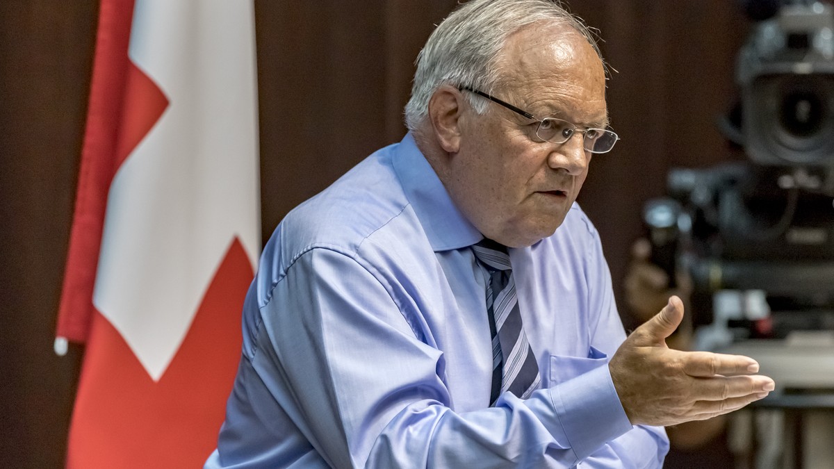 Bundesrat Johann Schneider-Ammann spricht an einer Medienkonferenz zum Rahmenvertrag Schweiz-EU und flankierenden Massnahmen in Bern, am Mittwoch, 8. August 2018. (KEYSTONE/Thomas Hodel)