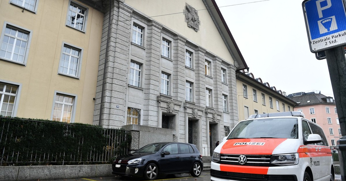 Pornofilm-mit-digital-verj-ngter-Darstellerin-ist-Kinderpornografie