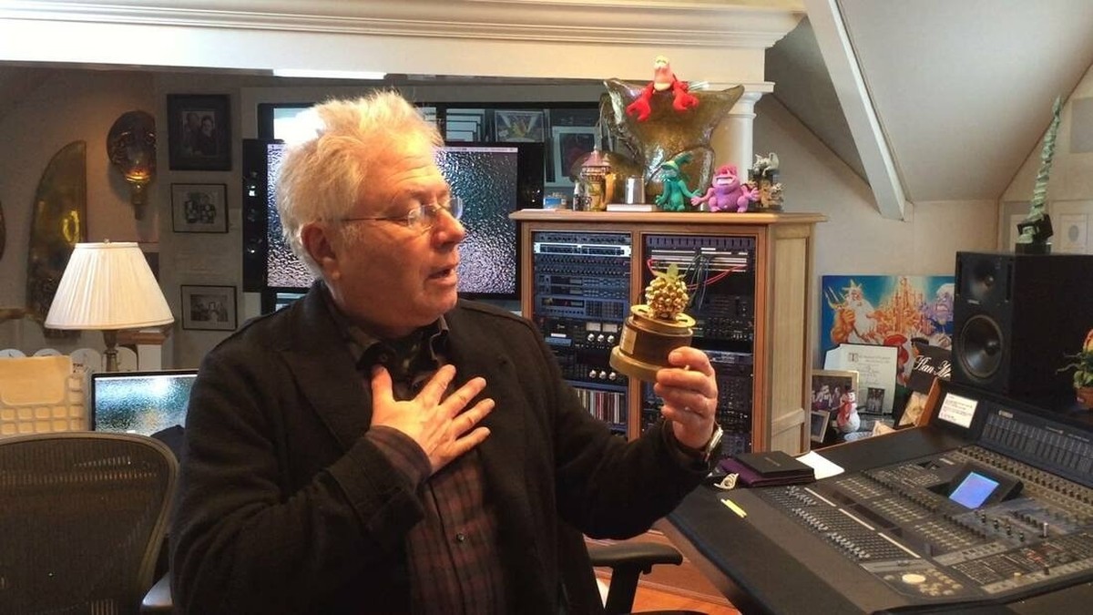 Même le compositeur de musique de films Alan Menken, connu pour ses chansons Disney, a reçu un Razzie. Comme quoi, la rouetourne tourne.