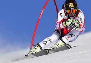 Anna Fenninger fährt im Training überraschend Bestzeit.