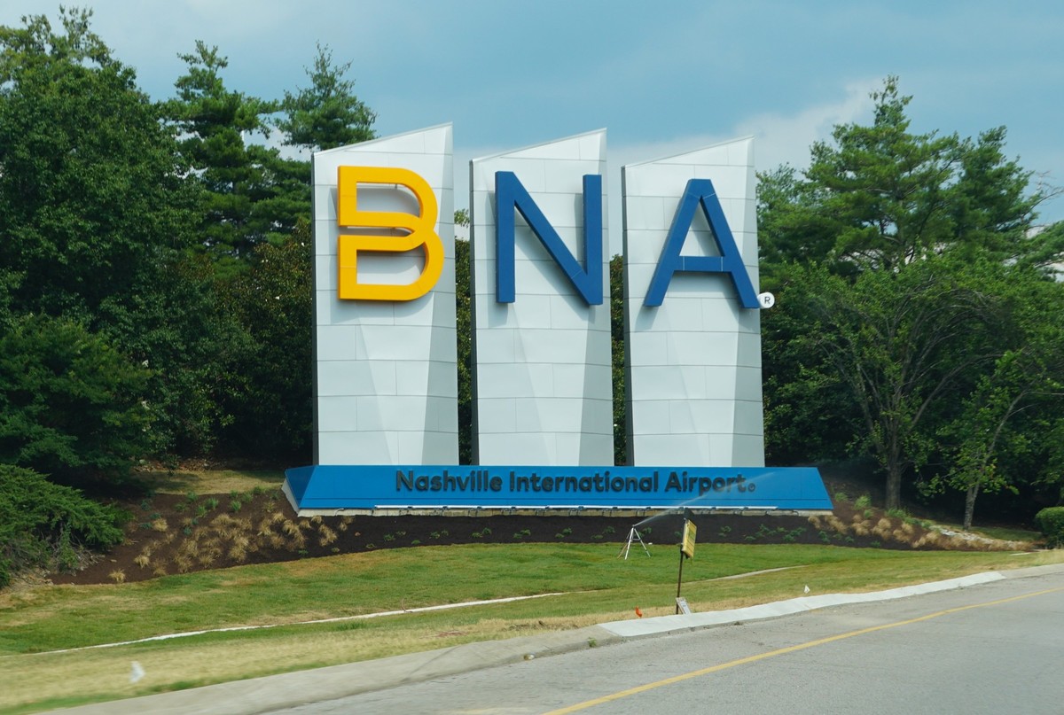 Tennessee, U.S.A - June 26, 2022 - The sign by the entrance into Nashville International Airport