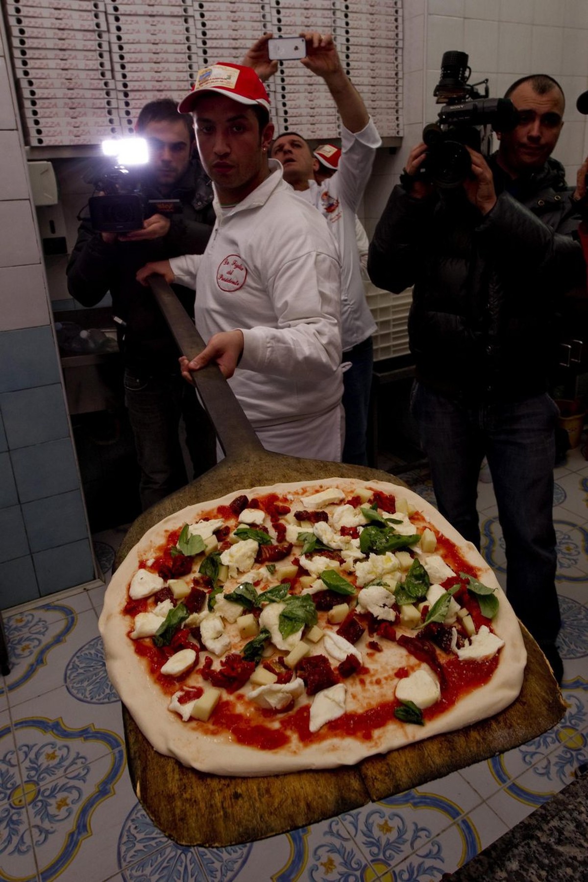 Original italienisch: Die Pizza-Kreation «Grande Sud» des Restaurants «La figlia del Presidente» aus Neapel.
