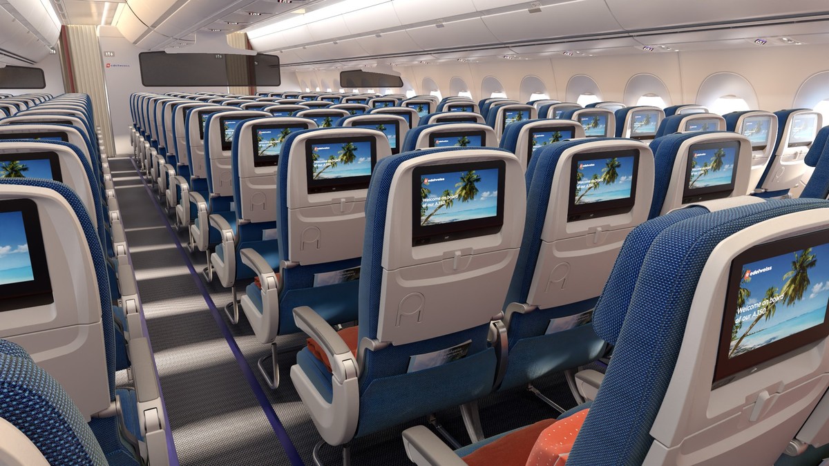 Economy Class Edelweiss