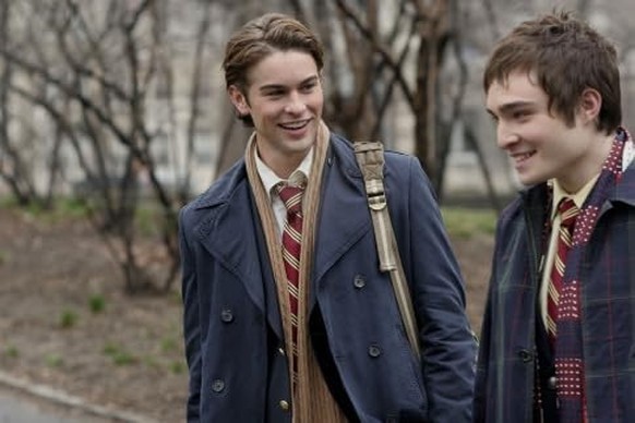 Chace Crawford and Ed Westwick in Gossip Girl (2007)