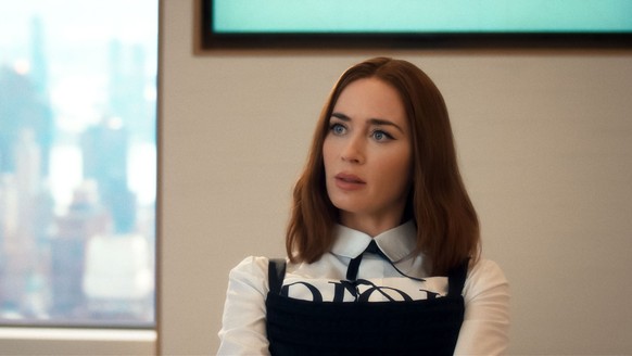 (L-R): Anne Hathaway as Andy Sachs and Meryl Streep as Miranda Priestly in 20th Century Studios' THE DEVIL WEARS PRADA 2. Photo courtesy of 20th Century Studios. © 2026 20th Century Studios. All  ...