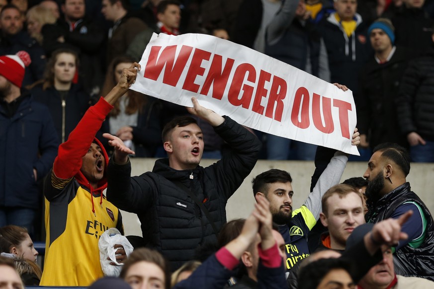 Proteste von Arsenal-Fans gegen Trainer Wenger.