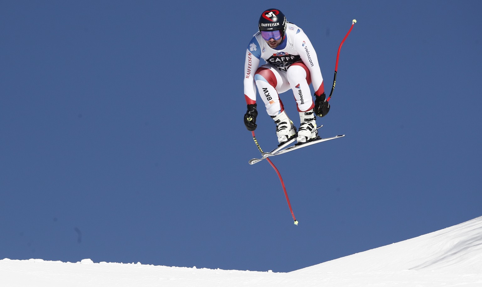 Switzerland&#039;s Beat Feuz competes during an alpine ski, World Cup men&#039;s downhill in Wengen, Switzerland, Saturday, Jan. 18, 2020. (AP Photo/Gabriele Facciotti)