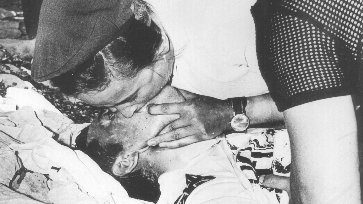 Tom-Simpson-stirbt-am-Mont-Ventoux-sein-Name-wird-f-r-immer-zu-einem-Mahnmal