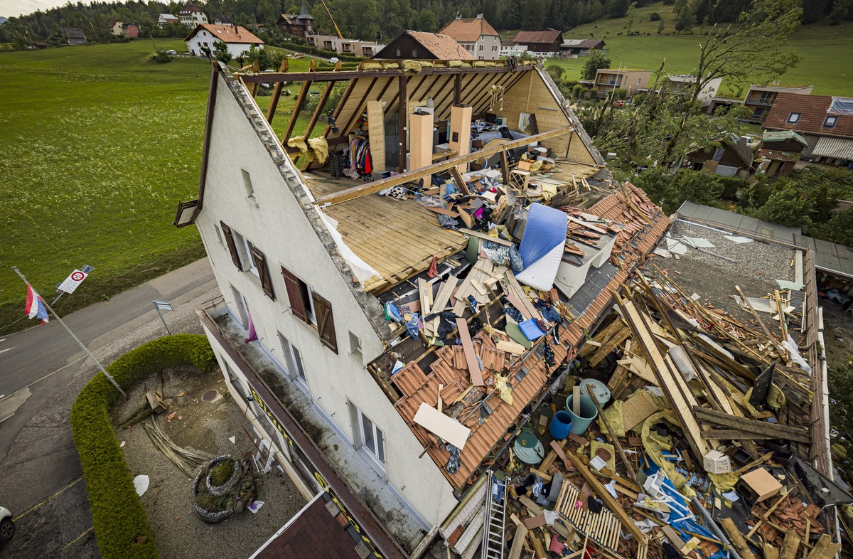 Tempête à La Chaux-de-Fonds: «Mon appartement est détruit»