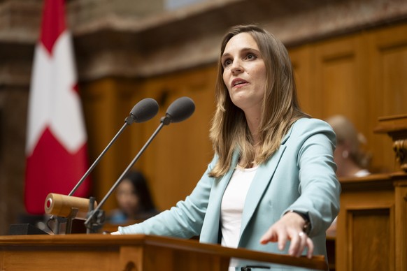 Nationalraetin Corina Gredig, GLP-ZH, spricht waehrend der Debatte "26.033 BRG. Freihandelsabkommen zwischen den EFTA-Staaten und Mercosur. Genehmigung", waehrend der Sommersession der Eidge ...
