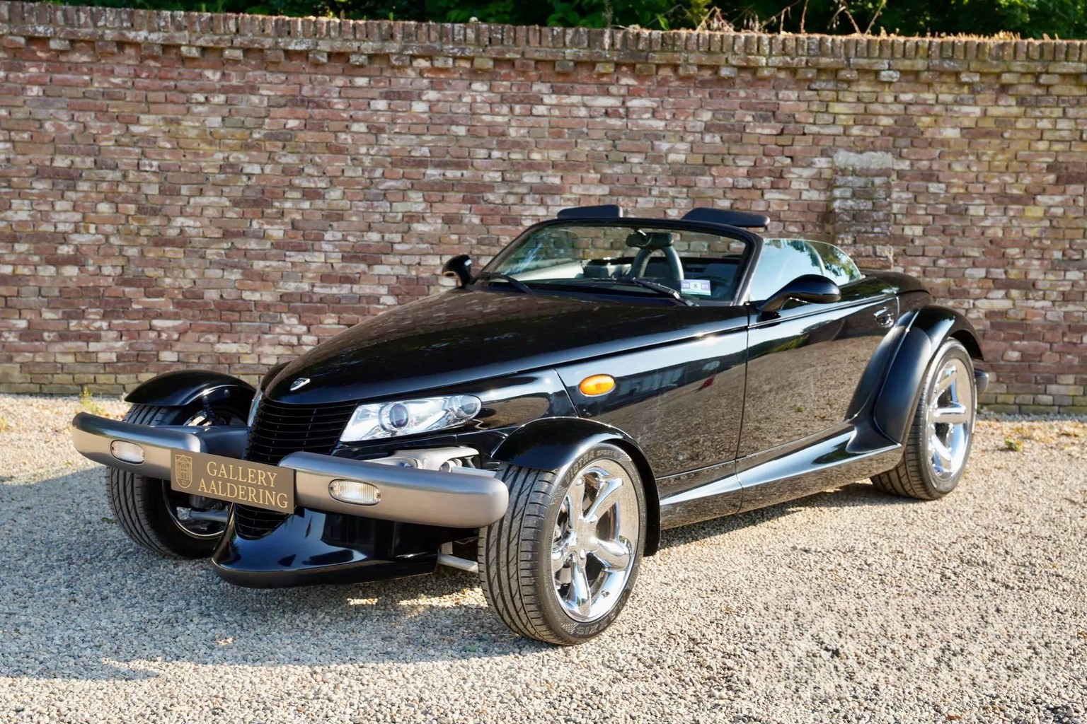 1999 Plymouth Prowler 
https://www.gallery-aaldering.com/plymouth-prowler-20-284-miles-1999/