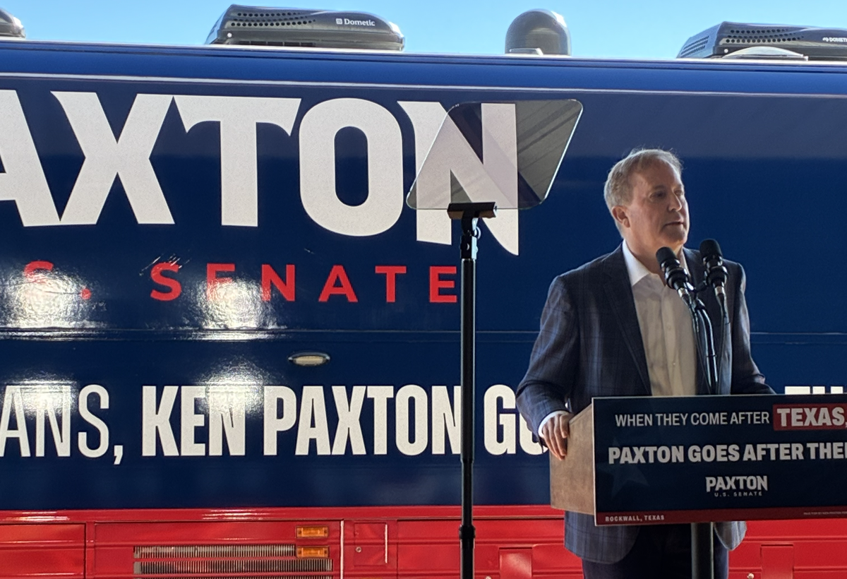 Ken Paxton will in Texas den republikanischen Senatssitz verteidigen. In den Umfragen liegt er gegen den jungen Demokraten James Talarico allerdings im Rückstand.