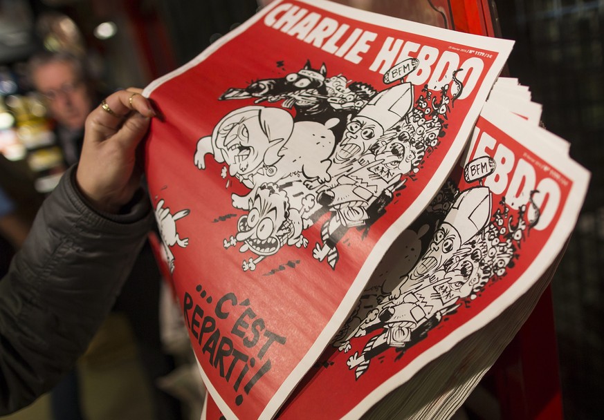 Die neue «Charlie Hebdo»-Ausgabe am Gare du Nord in Paris. Sie erscheint in einer Auflage von 2,5 Millionen.&nbsp;