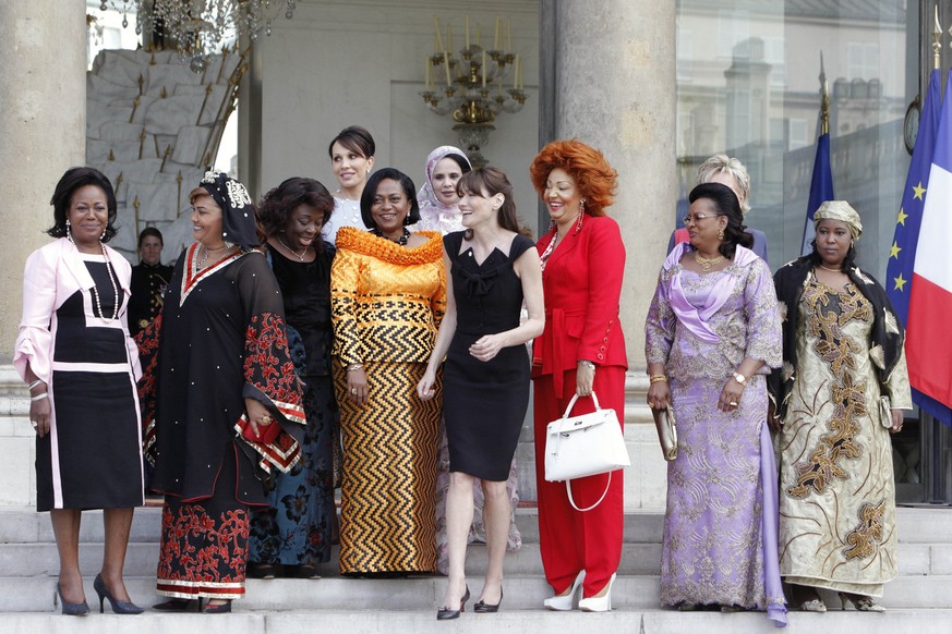French First Lady Carla Bruni-Sarkozy, center, is seen with, left from right, First Ladies of Congo Antoinette Sassou Nguesso, of Burkina Faso Chantal Compaore, of Central African Republic Monique Boz ...
