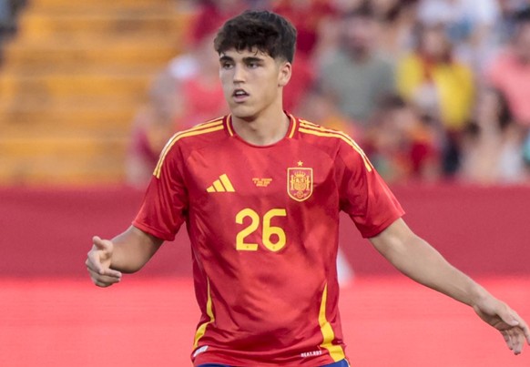 Spain v Andorra - Friendly Match - Euro 2024 Pau Cubarsi of Spain is controlling the ball during the Friendly Match - Euro 2024 match between Spain and Andorra at Nuevo Vivero in Badajoz, Spain, on Ju ...
