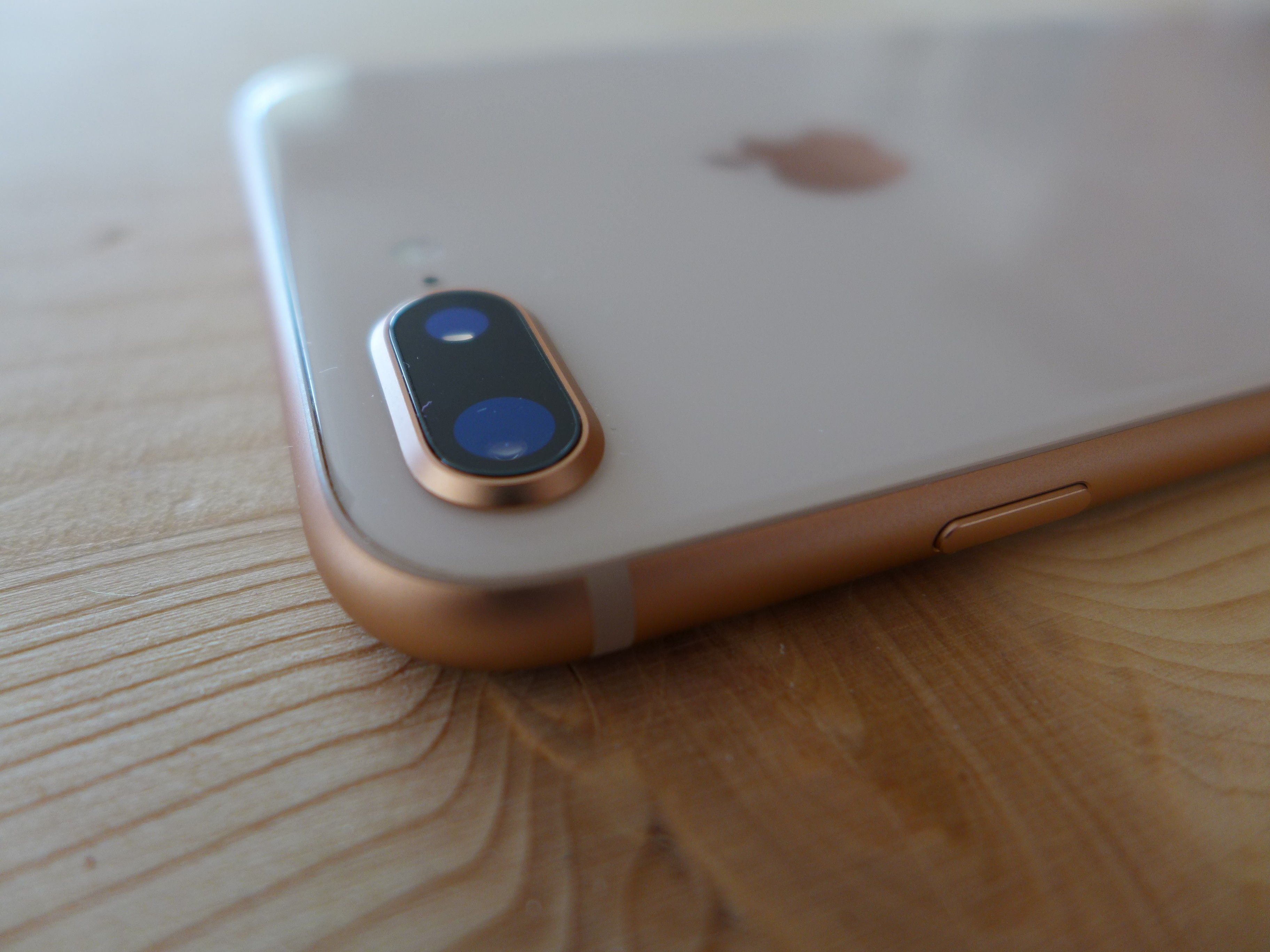 Vergiss das iPhone X! Hier kommt seine grosse Schwester 👊