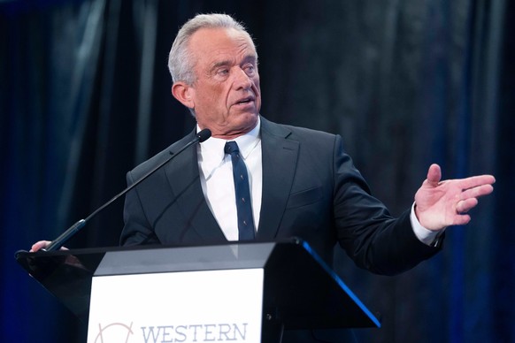 U.S. Secretary of Health and Human Services Robert F. Kennedy Jr. speaks during the Western Governors&#039; Association meeting Thursday, Nov. 20, 2025, in Scottsdale, Ariz. (AP Photo/Rebecca Noble)
W ...
