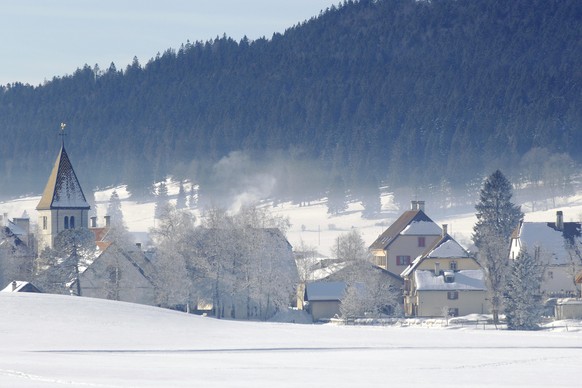 Das Kältezentrum der Schweiz: La Brévine im Neuenburger Jura.