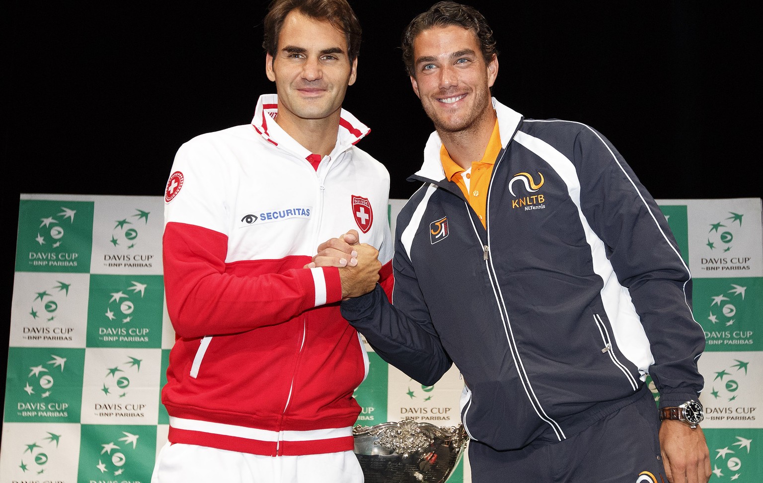 Hast du wahrscheinlich nicht gewusst: Roger Federer spielt heute gegen&nbsp;Jesse Huta Galung!&nbsp;<br data-editable="remove">