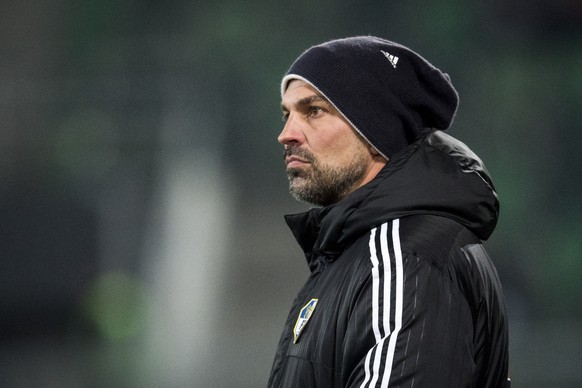 Der Luzerner Cheftrainer Markus Babbel im Fussball Meisterschaftsspiel der Super League zwischen dem FC St.Gallen und dem FC Luzern, im Stadion Kybunpark in St.Gallen, am Samstag, 11. Maerz 2017. (KEY ...