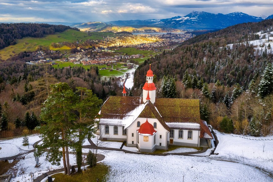 Hergiswald church in swiss Alps mountains, high above Lucerne city, is an important historical pilgrimage destination in Switzerland Wallfahrtskirche Hergiswald 
Pilgerorte Rauszeit schönste Pilgerwan ...