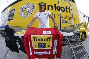 Alberto Contador im roten Leader-Trikot der Vuelta.