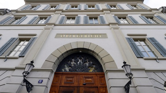 ARCHIV - ZUM PROZESS AM ZUERCHER OBERGERICHT GEGEN HASSAN KIKO WEGEN VERGEWALTIGUNG STELLEN WIR IHNEN DIESES ARCHIVBILD ZUR VERFUEGUNG - Das Zuercher Obergericht am Donnerstag, 5. Dezember 2013. (KEYS ...