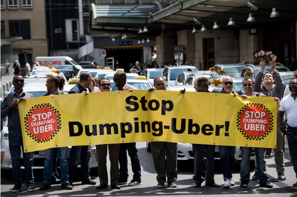 Lausanne, Mai 2016: Seit Jahren kommt es im In- und Ausland zu Protesten von Taxi-Fahrerinnen und -Fahrern gegen Uber.