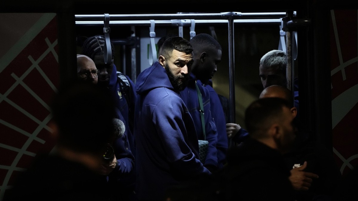 Karim Benzema of France's national soccer team arrives with teammates at Hamad International airport in Doha, Qatar, Wednesday, Nov. 16, 2022 ahead of the upcoming World Cup. France will play the ...