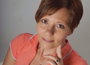 Roseline Bestler ist dipl. Craniosacral-Therapeutin. Sie schreibt regelmässig für coachfrog.ch.