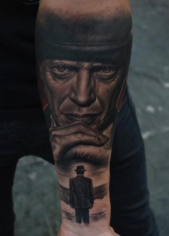 https://www.tattooers.net/fredy-tattoo/arm-portrait-realistic-steve-buscemi-tattoo/12007/