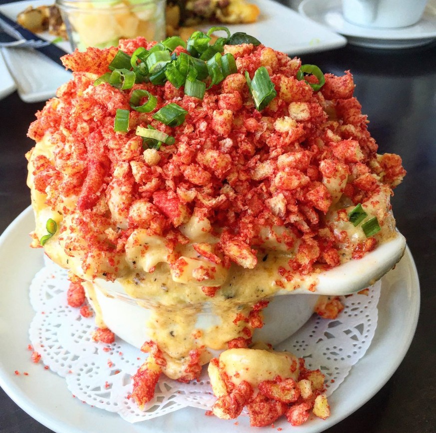mac and cheetos mac&#039;n&#039;cheese the attic long beach essen food usa kalifornien http://notsotouristy.com/2016/06/05/the-attic-on-broadway/