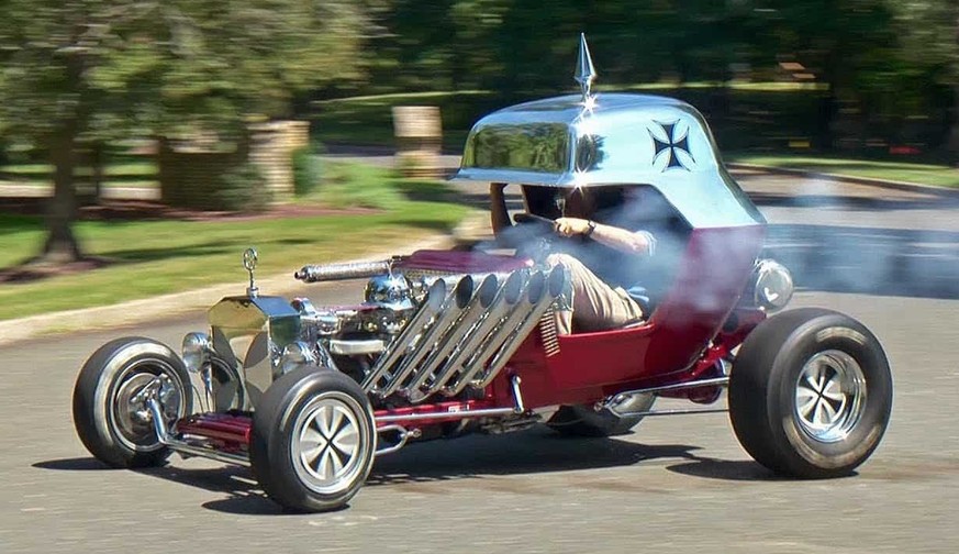 George Barris Red Baroni Kustom Kar 
https://m.roadkillcustoms.com/wp-content/uploads/2019/03/Life-Size-Hot-Wheels-Cars-The-Red-Baron.jpg