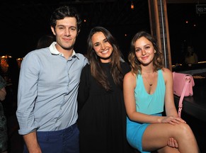 Adam Brody (links) und Leighton Meester (rechts) haben sich die ewige Liebe geschworen.&nbsp;