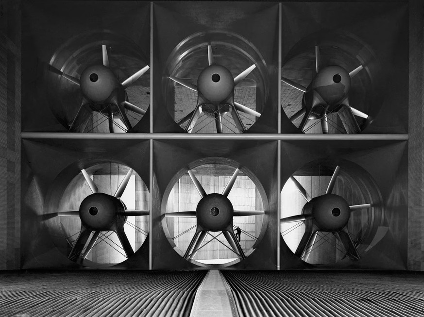 Historical NASA wind tunnels

https://www.nasa.gov/gallery/nasa-ames-unitary-plan-wind-tunnel-history-gallery/