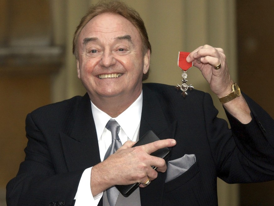 Für seine Verdienste um die Wohltätigkeit wurde der britische Sänger Gerry Marsden 2003 vom englischen Königshaus zum Member of the British Empire ernannt (Archivbild).