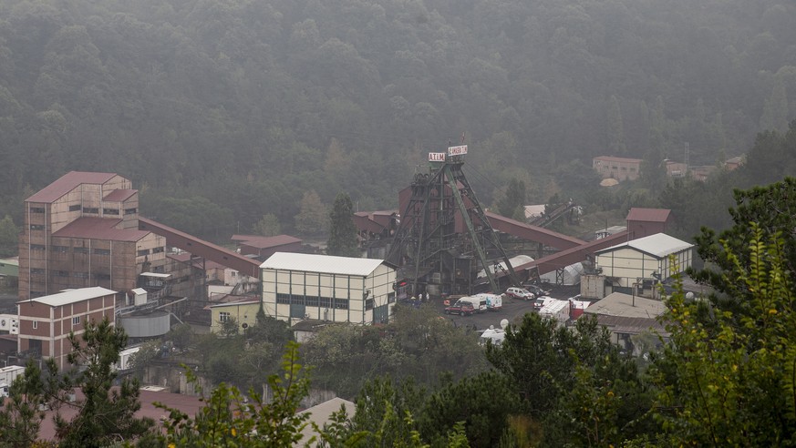 epa10247046 A view of the site where an explosion occurred at a coal mine in Bartin, Turkey, 16 October 2022. At least 41 people were killed and 11 others were injured in an explosion at a coal mine i ...