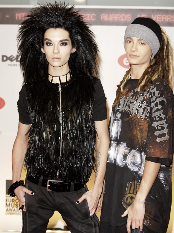 Singer Bill Kaulitz and guitarist Tom Kaulitz from the German band Tokio Hotel arrive at the 2008 European MTV Awards in Liverpool, England, Thursday, Nov. 6, 2008. (AP Photo/Joel Ryan)