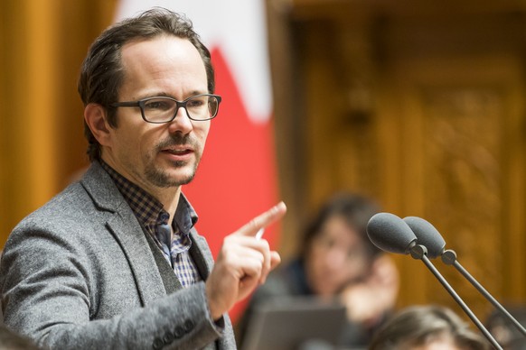 Balthasar Glaettli, GPS-ZH, spricht waehrend einer Debatte im Nationalrat, waehrend der Wintersession der Eidgenoessischen Raete, am Donnerstag, 7. Dezember 2017, in Bern. (KEYSTONE/Christian Merz)