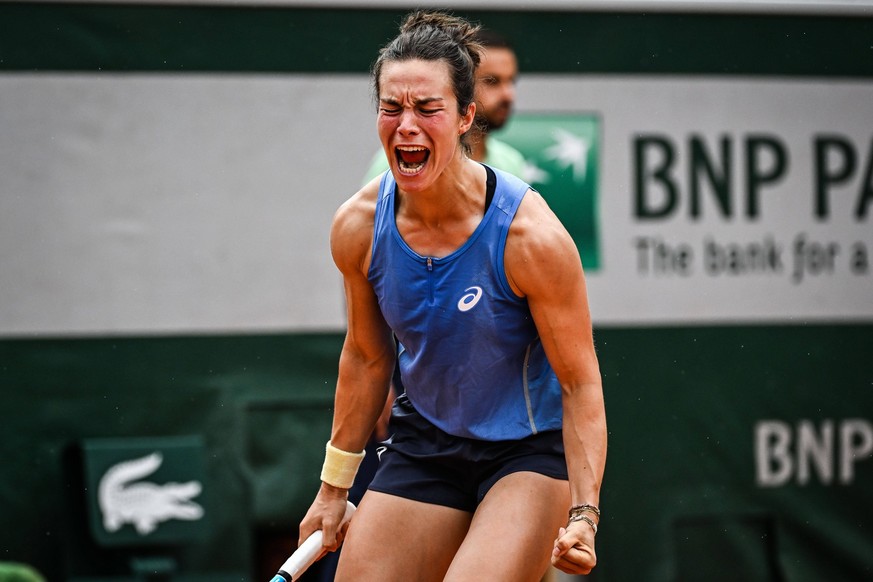 May 31, 2025, Paris, France, France: Lois BOISSON of France celebrates his point during the seventh day of Roland-Garros 2025, French Open 2025, Grand Slam tennis tournament at Roland-Garros Stadium o ...